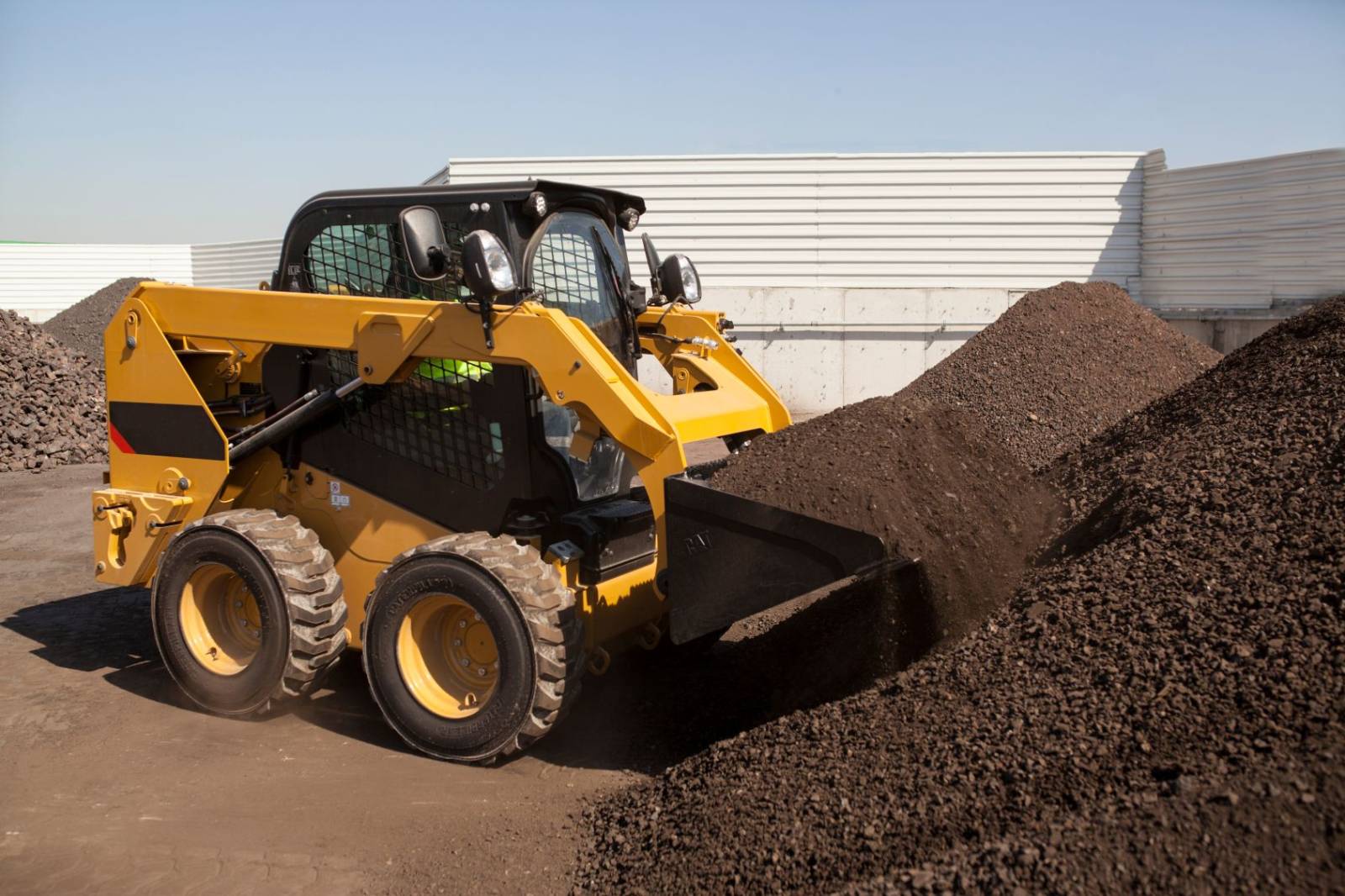 Conduct Civil Construction Skid Steer Loader Operations (RIIMPO318F)